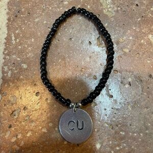 CU (university of Colorado) stretchy bead bracelet